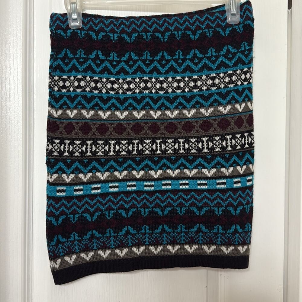 Santory teal burgundy white heart knit skirt size one size